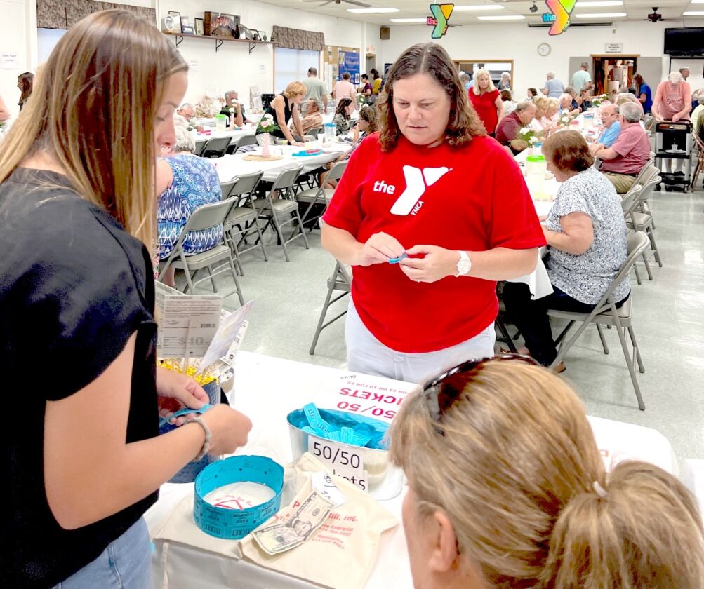Dinner helps YMCA keep pace with current decade News, Sports, Jobs